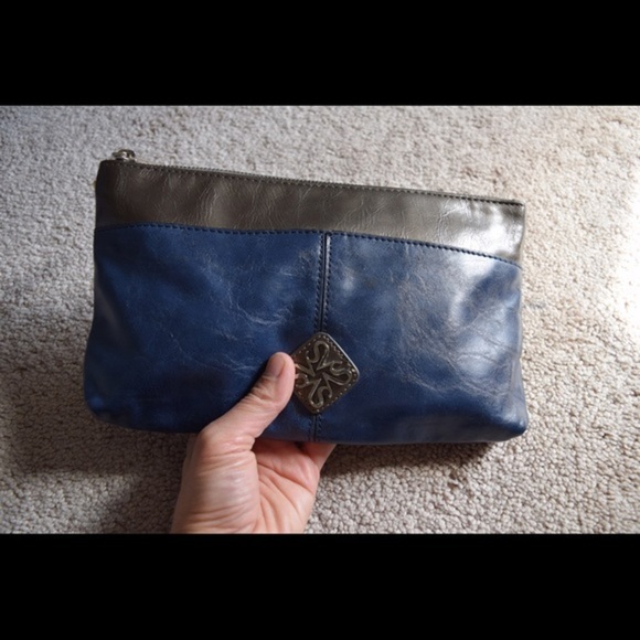 Simply Vera Wang clutch - Picture 1 of 4